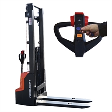 Lithium electric stacker with 100 Ah battery and 1300 kg capacity - 